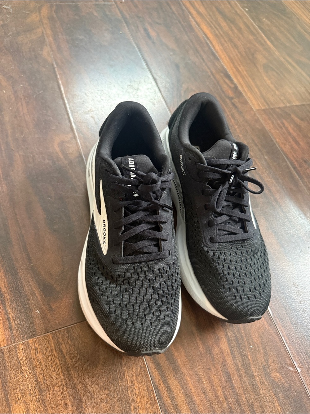 Brooks Adrenaline GTS 24 Sneakers - Picture 2 of 7